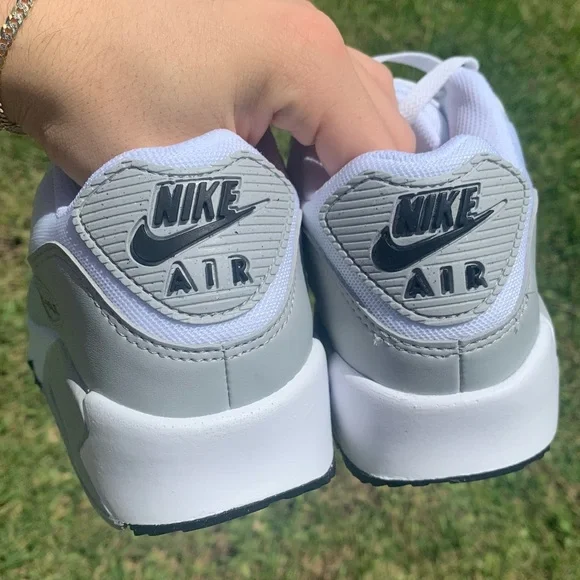 NEW NIKE AIR MAX 90 WHITE - Picture 3 of 3